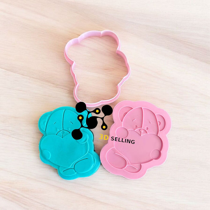 Selling 3D Casa, arredamento e bricolage:Articoli per cucina e bar:Accessori per pasticceria:Altro accessori per pasticceria Orso con cuore effetto 3D 9cm
