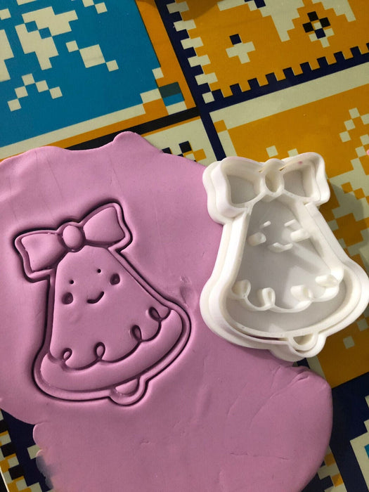 Selling3d Casa, arredamento e bricolage:Articoli per cucina e bar:Accessori per pasticceria:Formine e stampi per biscotti Campana con fiocco di Natale di Natale Formine Biscotti Cookie Cutter