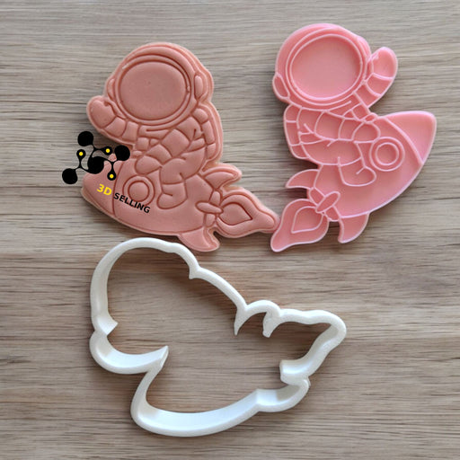 SELLING3D Casa, arredamento e bricolage:Articoli per cucina e bar:Accessori per pasticceria:Altro accessori per pasticceria Astronauta su razzo