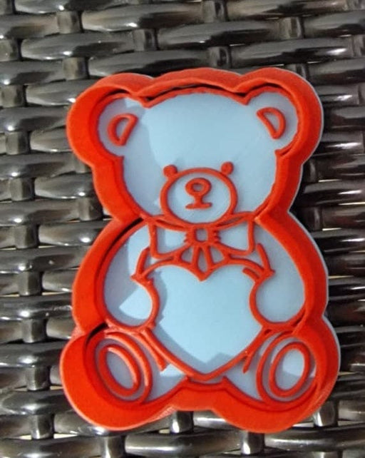 SELLING3D Casa, arredamento e bricolage:Articoli per cucina e bar:Accessori per pasticceria:Altro accessori per pasticceria Non scomponibile 8cm Tagliabiscotti Orsetto con cuore