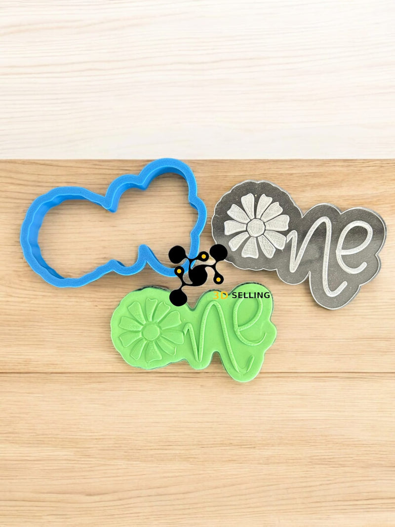 One con Margherita in rilievo acrilico 9cm - 3d Selling