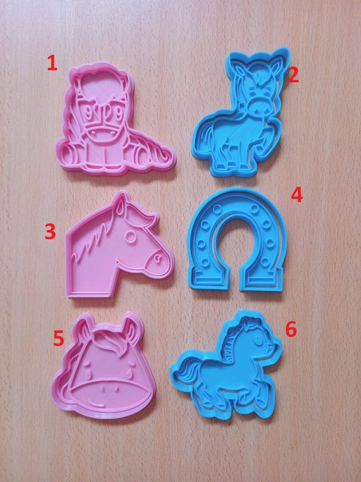 Selling3D Casa, arredamento e bricolage:Articoli per cucina e bar:Accessori per pasticceria:Formine e stampi per biscotti 1 Cavallo Set 6 pezzi cookie cutter formina tagliabiscotti o pdZ