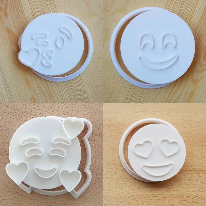 Emoji Formina Per Biscotti Faccina Bacio Cuore Innamorato Stampino Cookie Cutter - 3d Selling